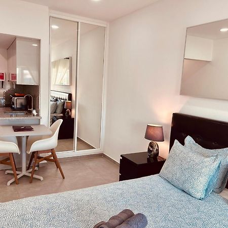 Central Lagos Apt With Marina Views Near Beaches Ngoại thất bức ảnh